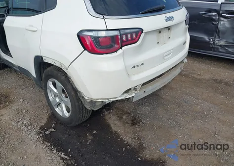 2020 Jeep Compass Latitude 4X4 из США, поврежденный, VIN 3C4NJDBB0LT164610